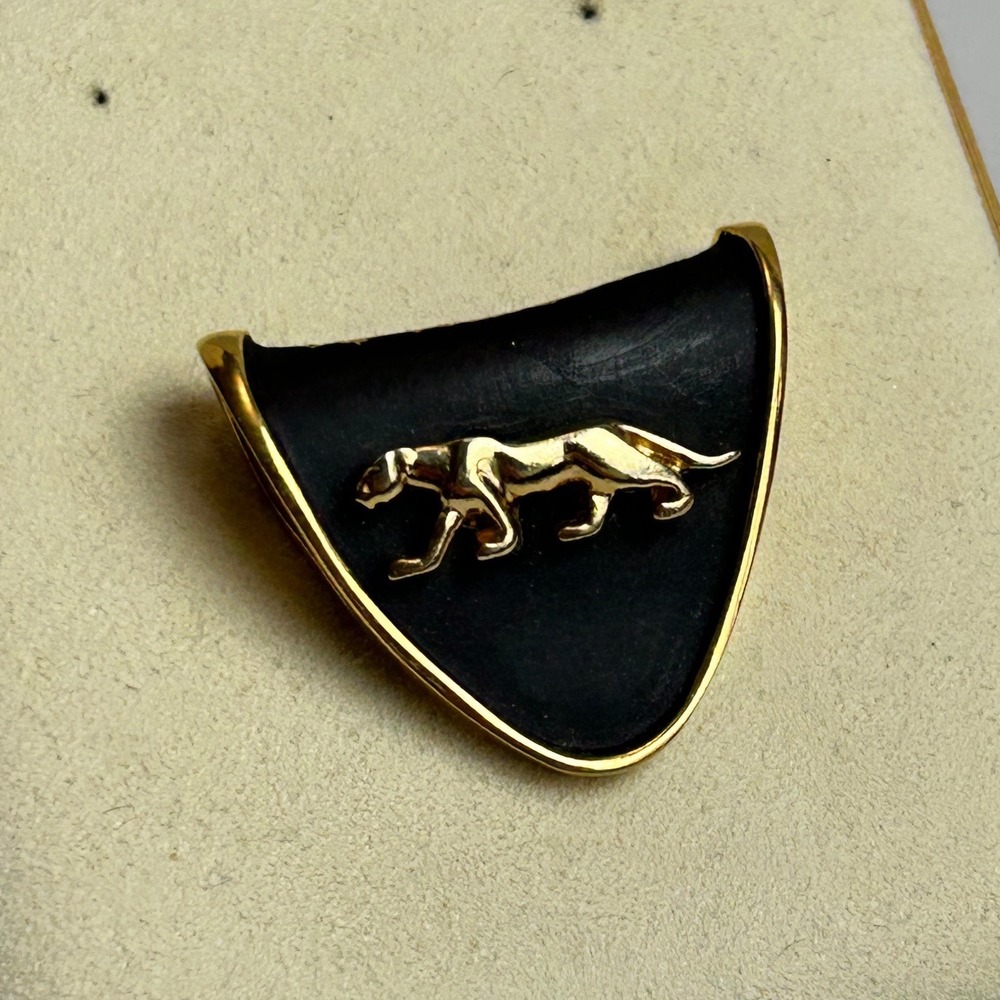 Gold Tone Panther Black Shield Scarf Slide Ring Animal Motif Vintage Accessory